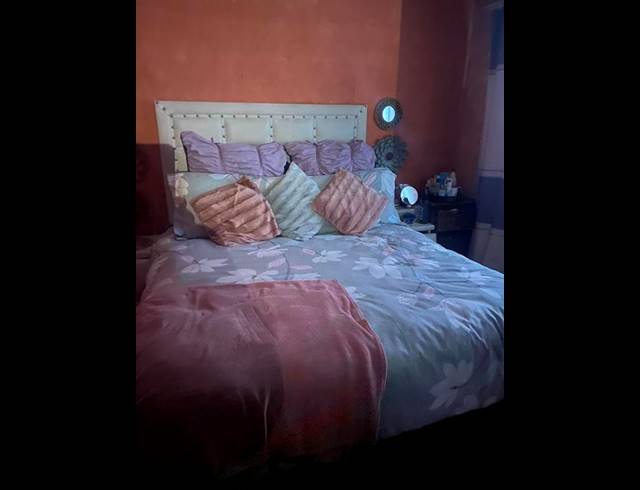 2 BEDROOM HOUSE FOR SALE IN EZIBELENI